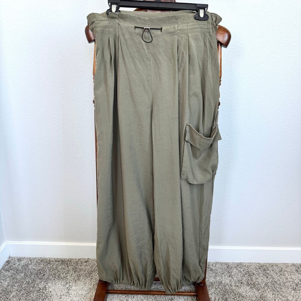 Anthropologie Olive Cargo Parachute Pants XS Petite Utility Balloon Jogger